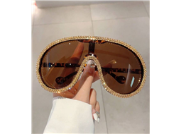 �culos fashion marrom